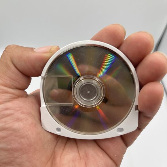 Hot Shots Tennis: Get a Grip (Sony PSP, 2010) Disc ONLY - TESTED & Working ! - Picture 4 of 4